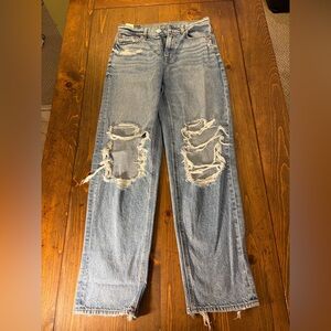American Eagle Classic Distressed Straight Leg Jeans